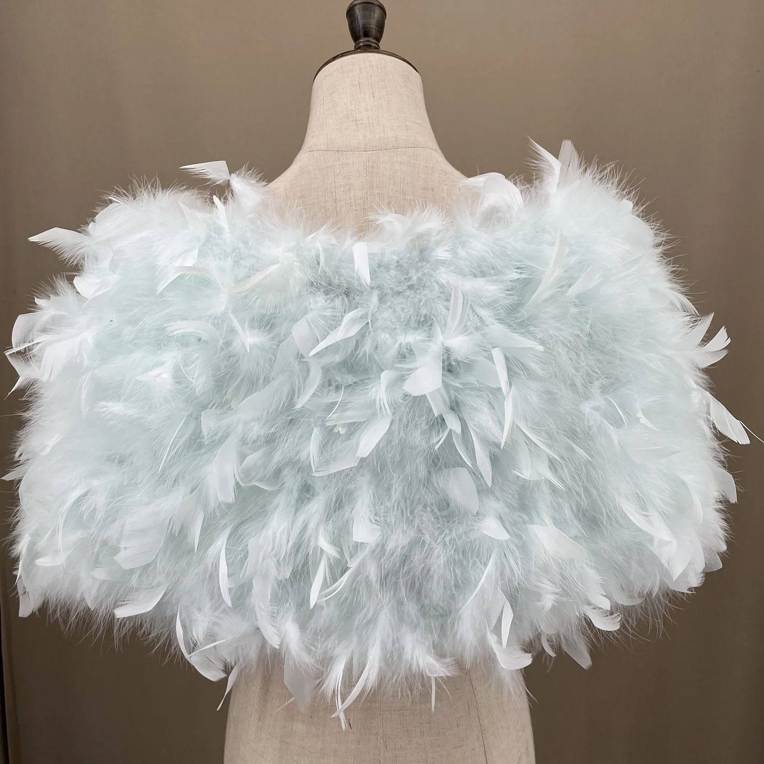 Real Turkey Feather Shawl with - огляд і ціна Turkey Women Fashion